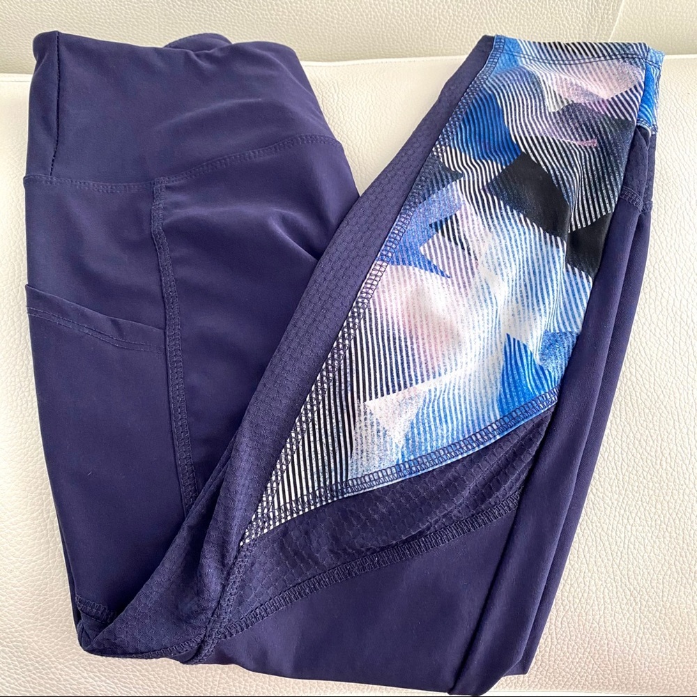 Marika leggings in Navy w/ Side pockets